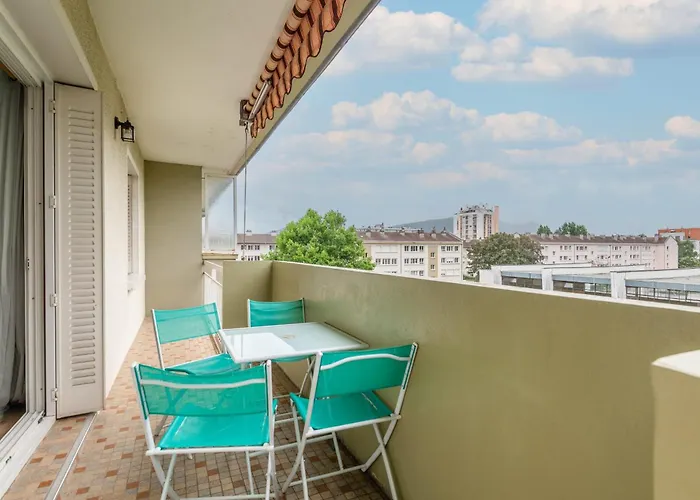 Beautiful Apartment 5 Minutes From The Lake