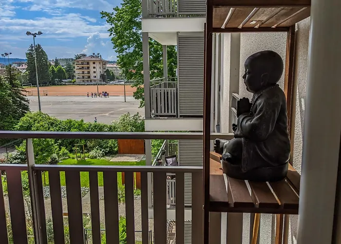 Gambetta Calme Et Confort Avec Balcon A Annecy
