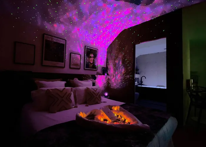 Mona Lisa 2 Velos Et Jacuzzi
