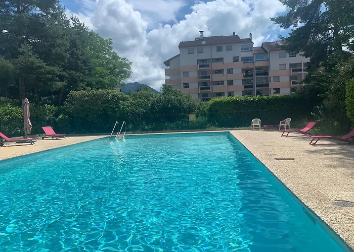 Kusmi Love Piscine Proche Du Lac