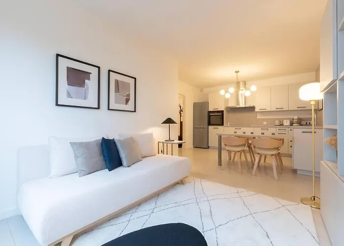 Appartement Renove Avec Style Au Coeur D\'Annecy