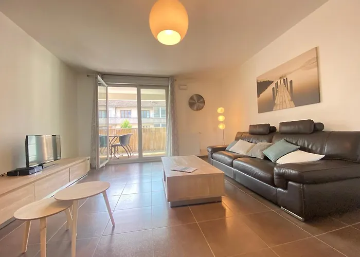 Centre-Ville Annecy, 2 Ch, Animaux Admis, Parking Prive - Fr-1-432-91