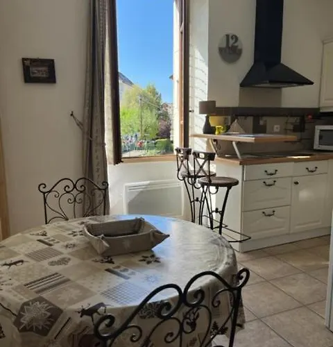 Annecy Coquet Meuble T2 -2 Velos, Prox Lac-Veille Ville- Gare