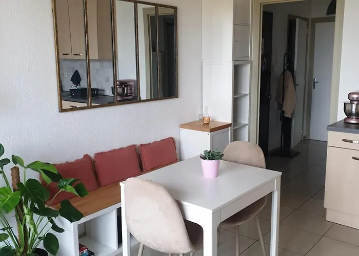 3 Quater Avenue De Chevesnes