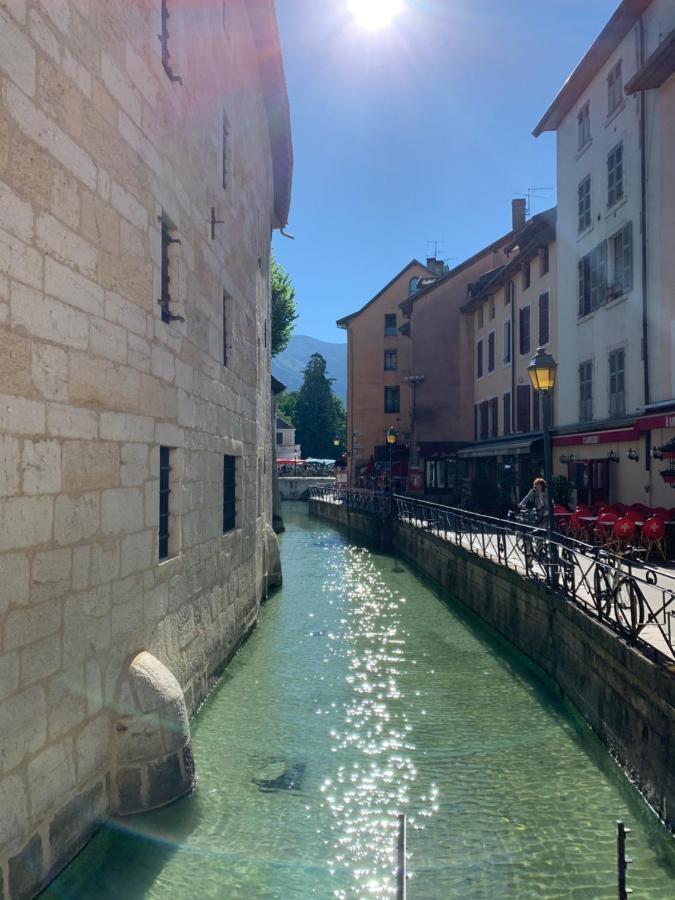 Blue Annecy