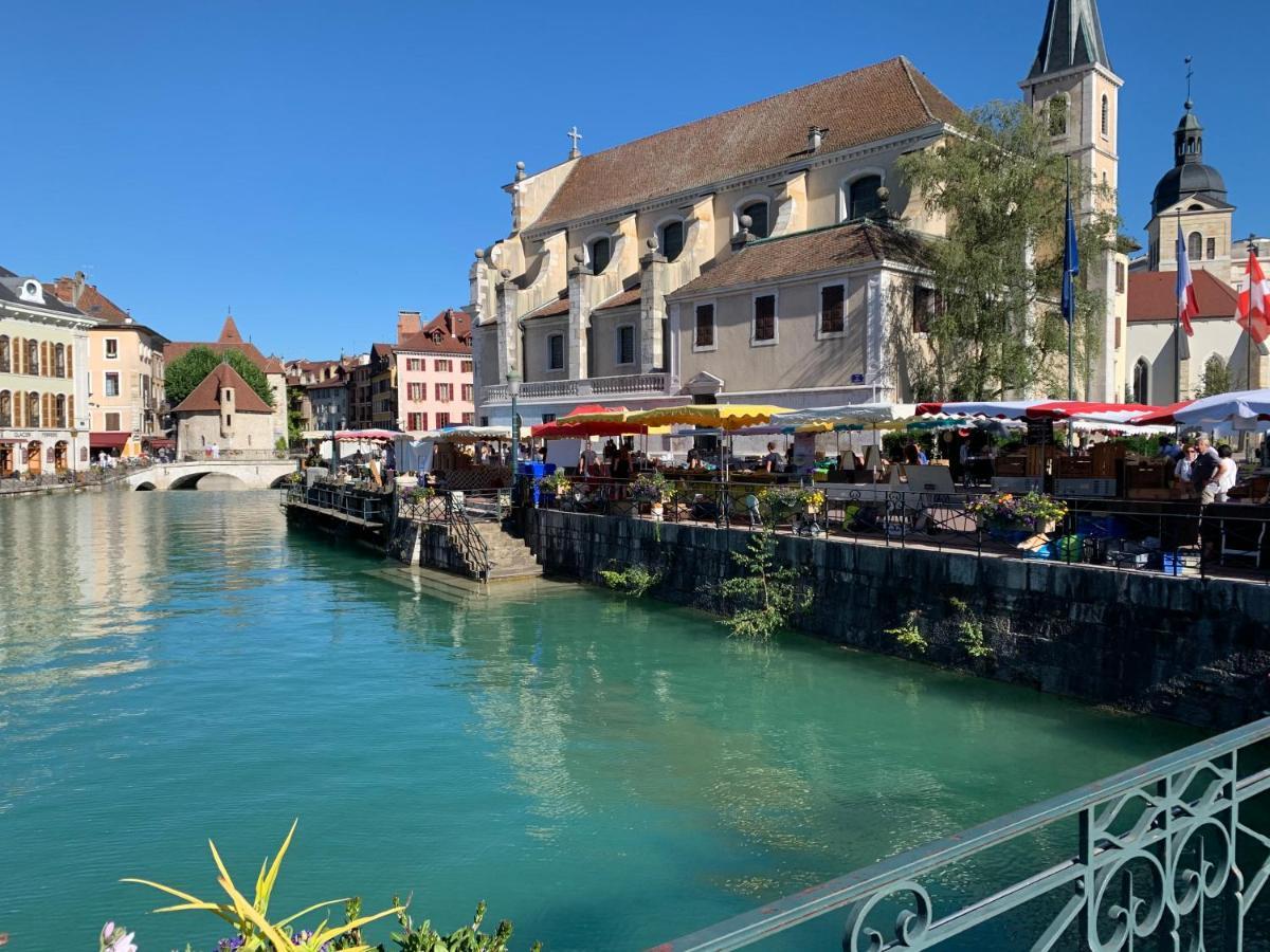 Blue Annecy