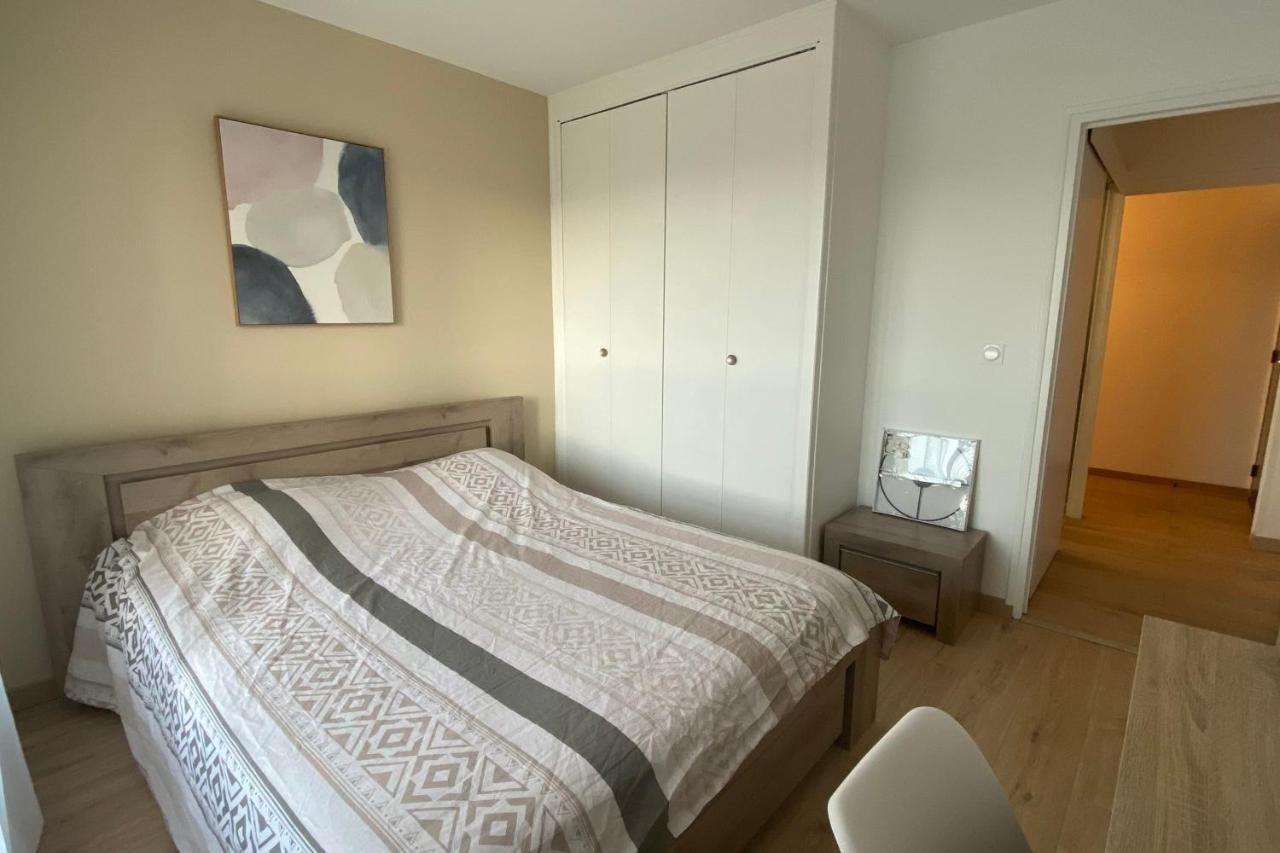 Portes De La Vielle - 3 Bedrooms & Parking Apartment