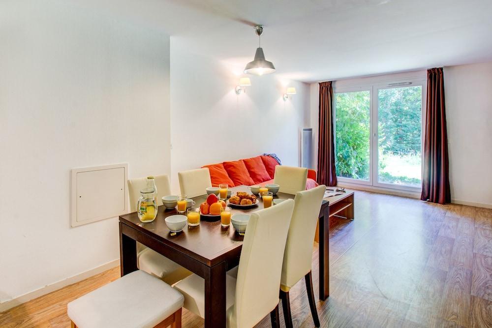 Residence Les Balcons D'aix - Vacanceole Annecy