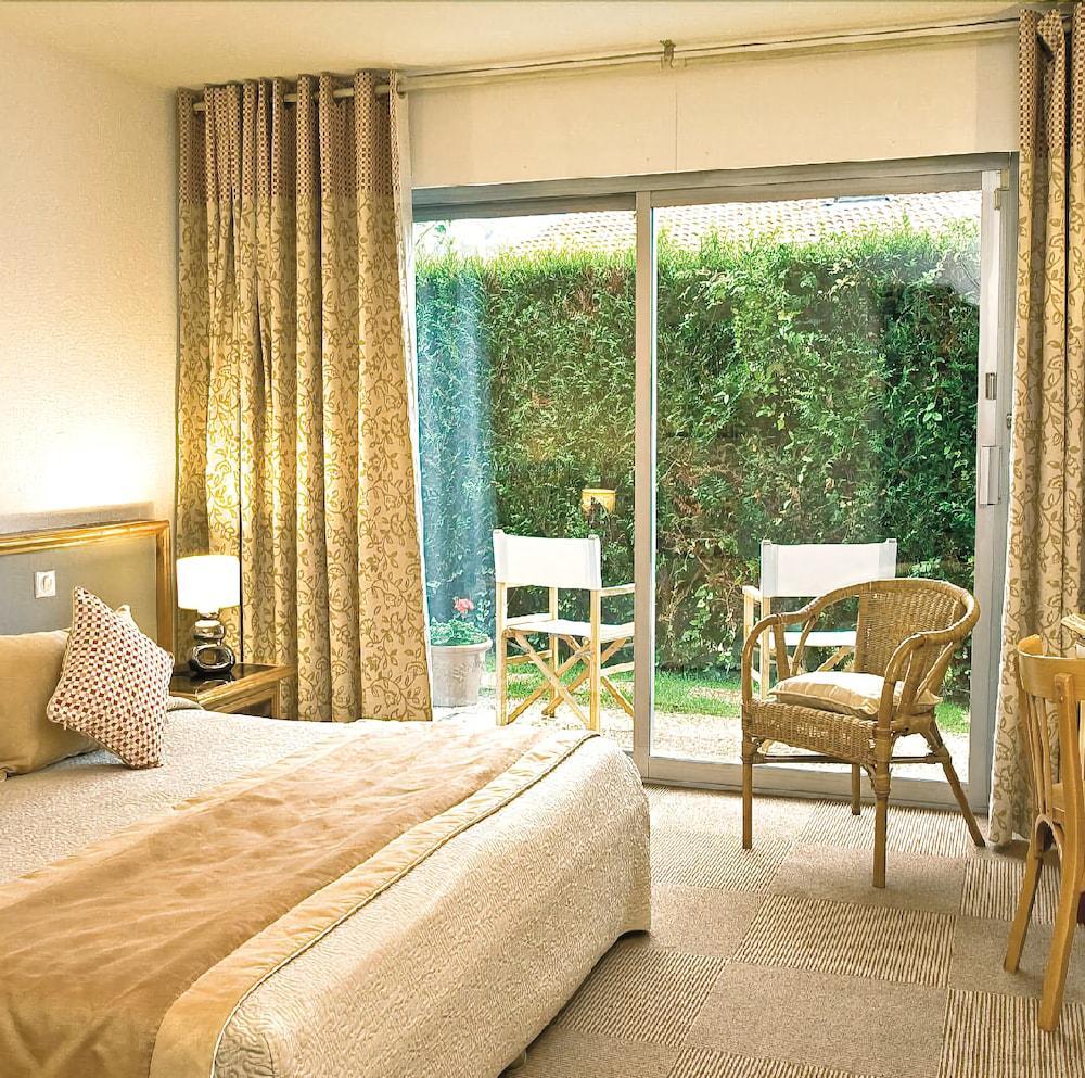Hotel Le Flamboyant 3*