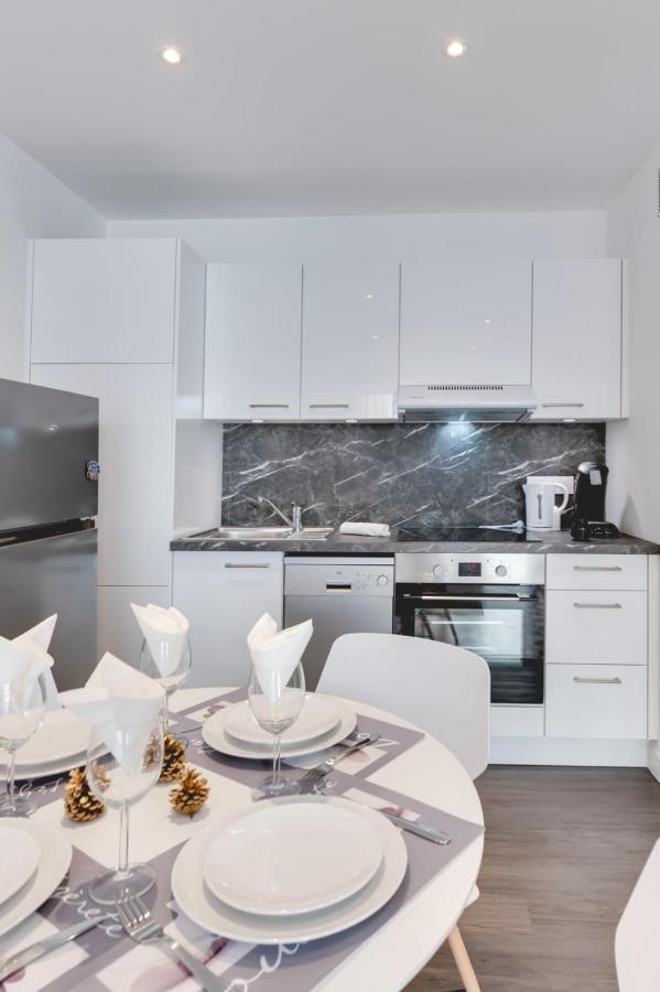 Apartment Le Chevene - 2 Or 4 Person With Balcony In Centre Annecy