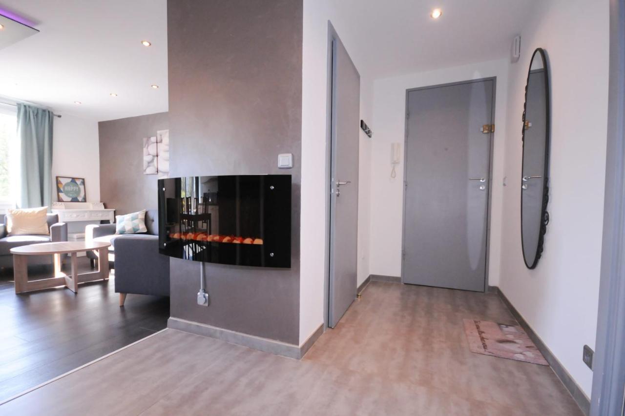 Le Grand Large - Parking & Balcony By The Lake Modern Bright *