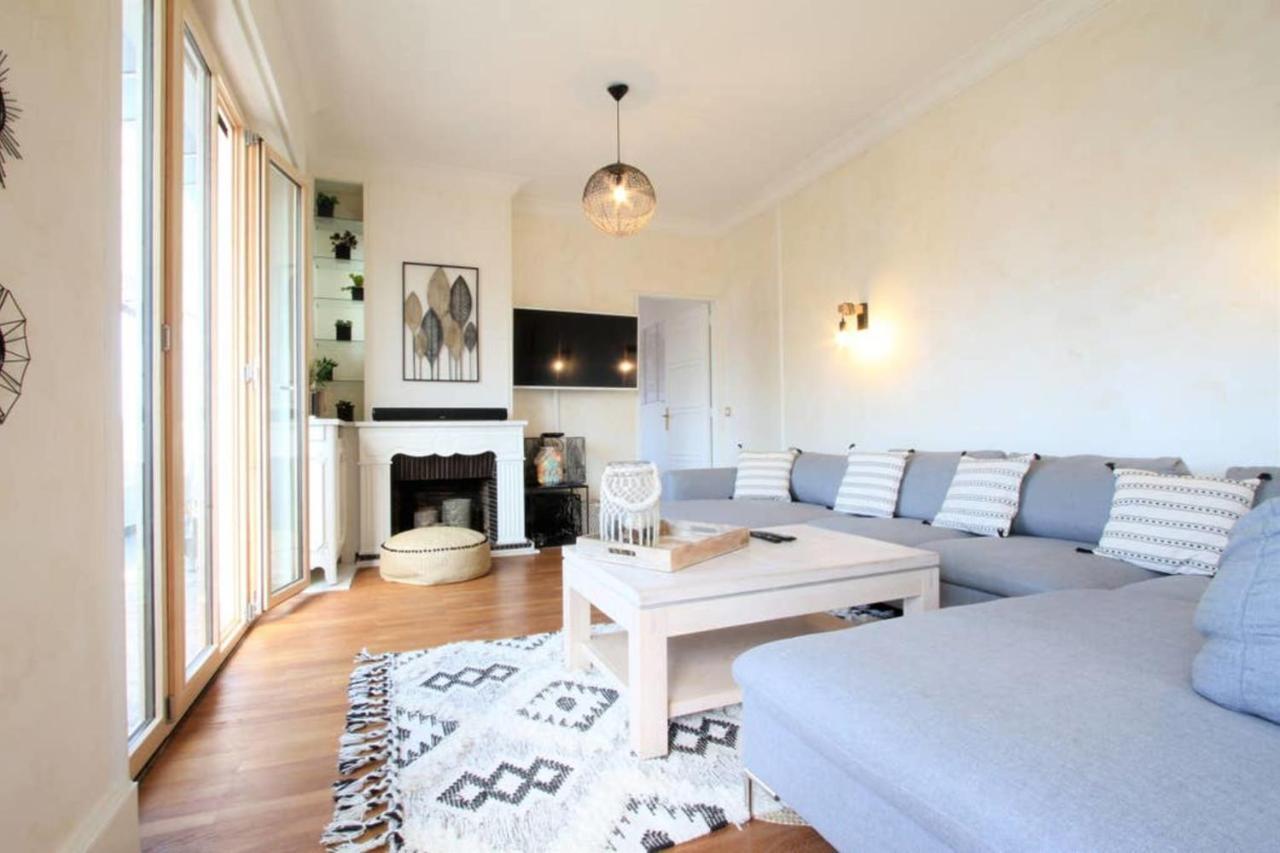 Apartment Large 5 With Garage In The Center Annecy