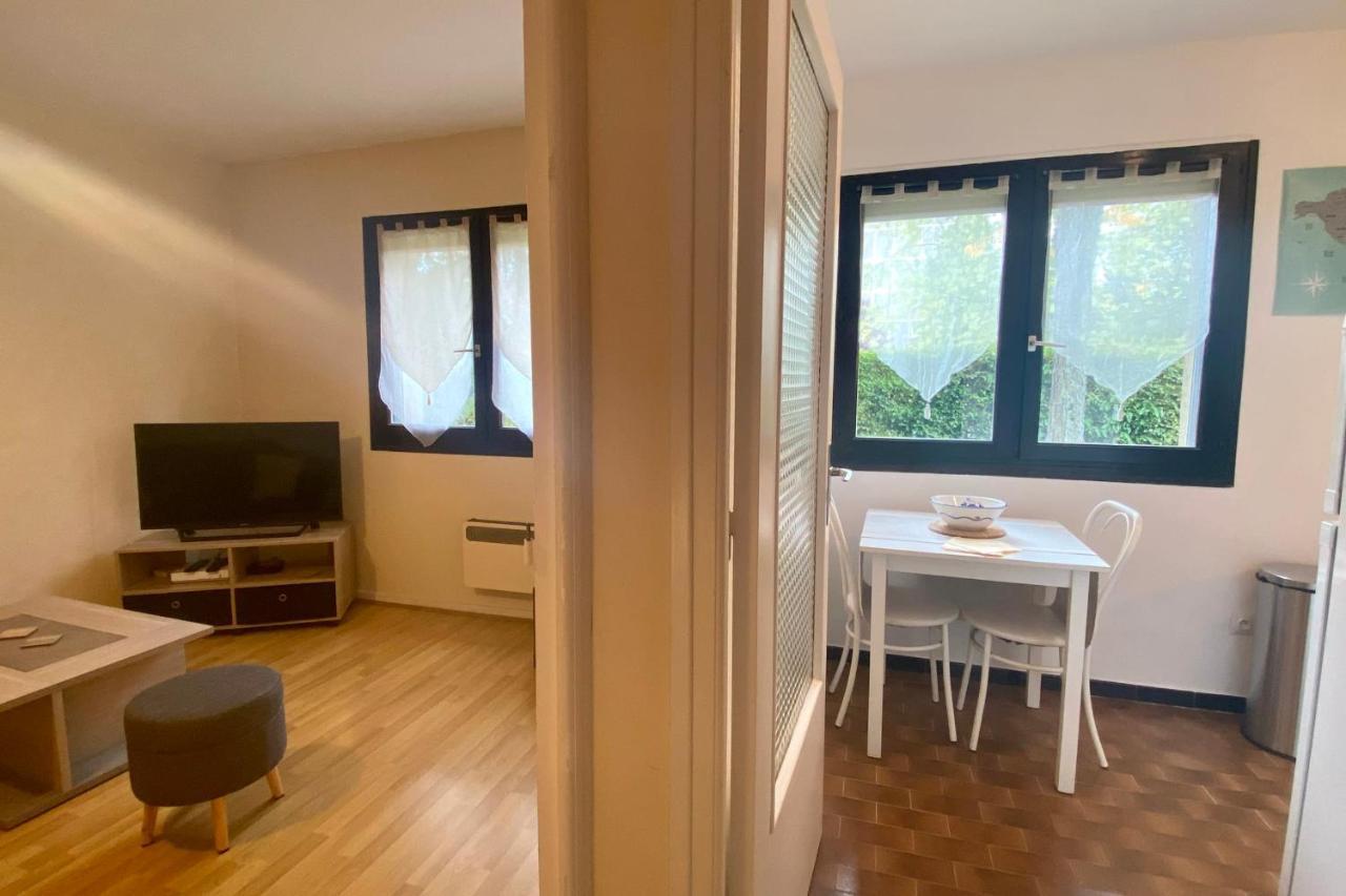 Les Merisiers - Studio Cosy A Le Vieux - Wifi & Parking Apartment