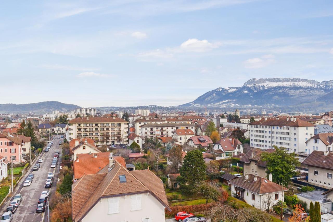 2br W Balcony And Splendid View On The Mountains In - Welkeys Apartment *