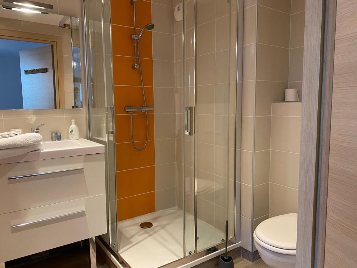 Joli Studio - 10 Min A Pied Du Lac Apartment