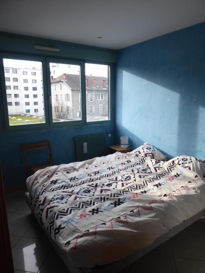 Dans Un Gare-centre Homestay