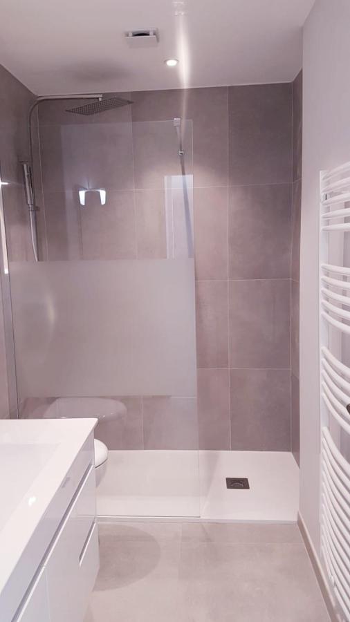 Apartment Le White Cosy A 5 Minutes Du Avec Parking Privatif Gratuit Annecy