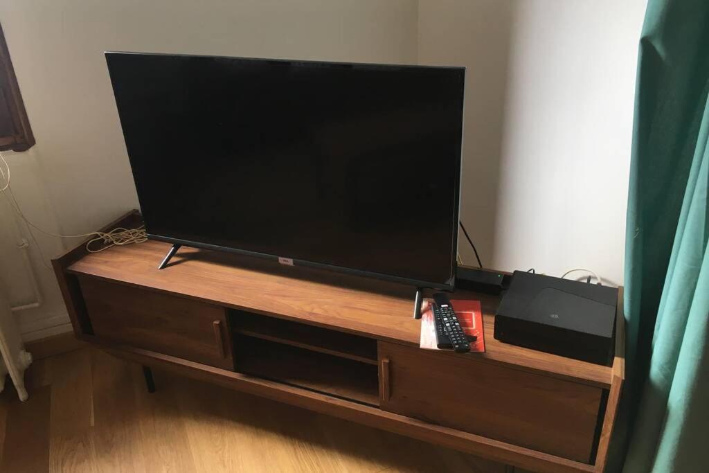 Apartment Le Catalpa - Centre Ville, Jardin & Parking! Annecy