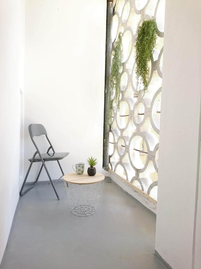 Apartment Lp *