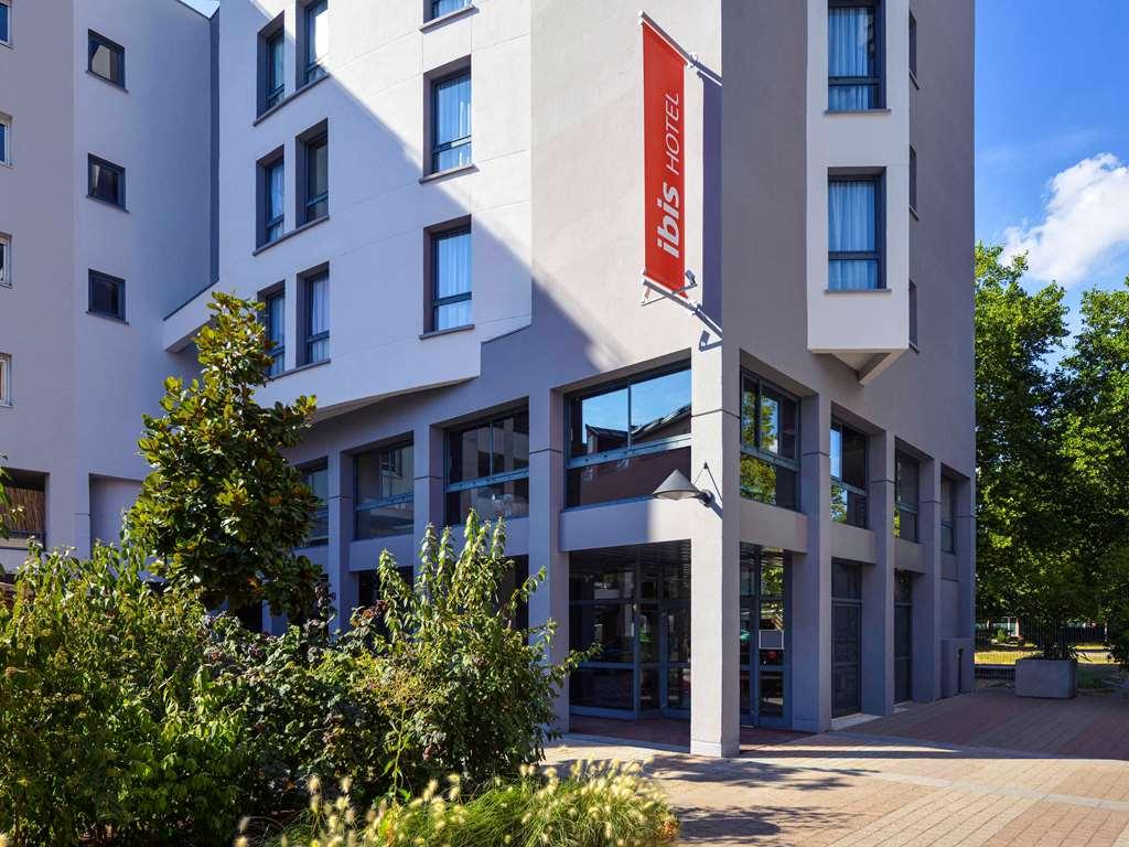 Ibis - Cran-gevrier Hotel 3*