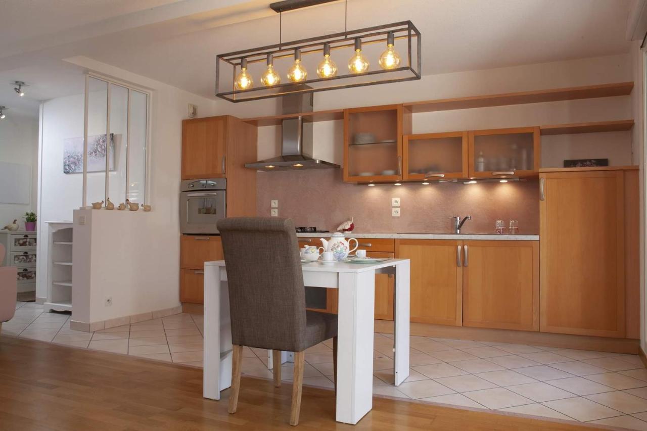 Rose Du Apartment