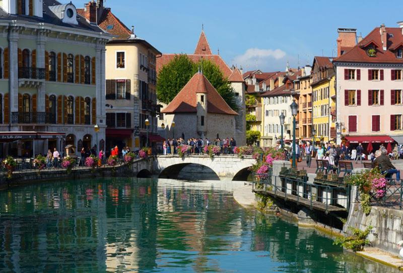 De Chiara A Apartment Annecy