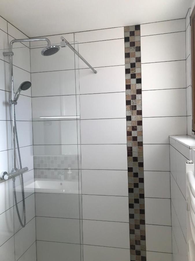 Apartment Le Catalpa - Centre Ville, Jardin & Parking! Annecy