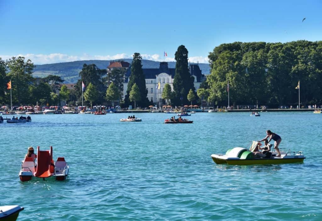 De Chiara A * Annecy