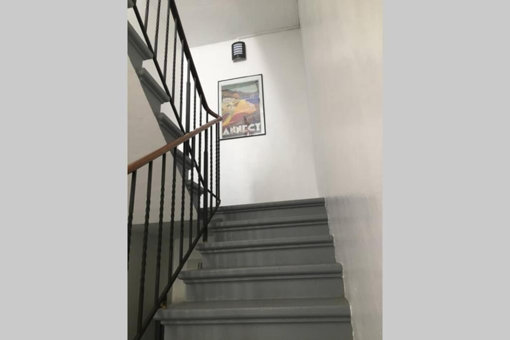 Le Coteau - Centre Ville, Jardin & Parking! Apartment *