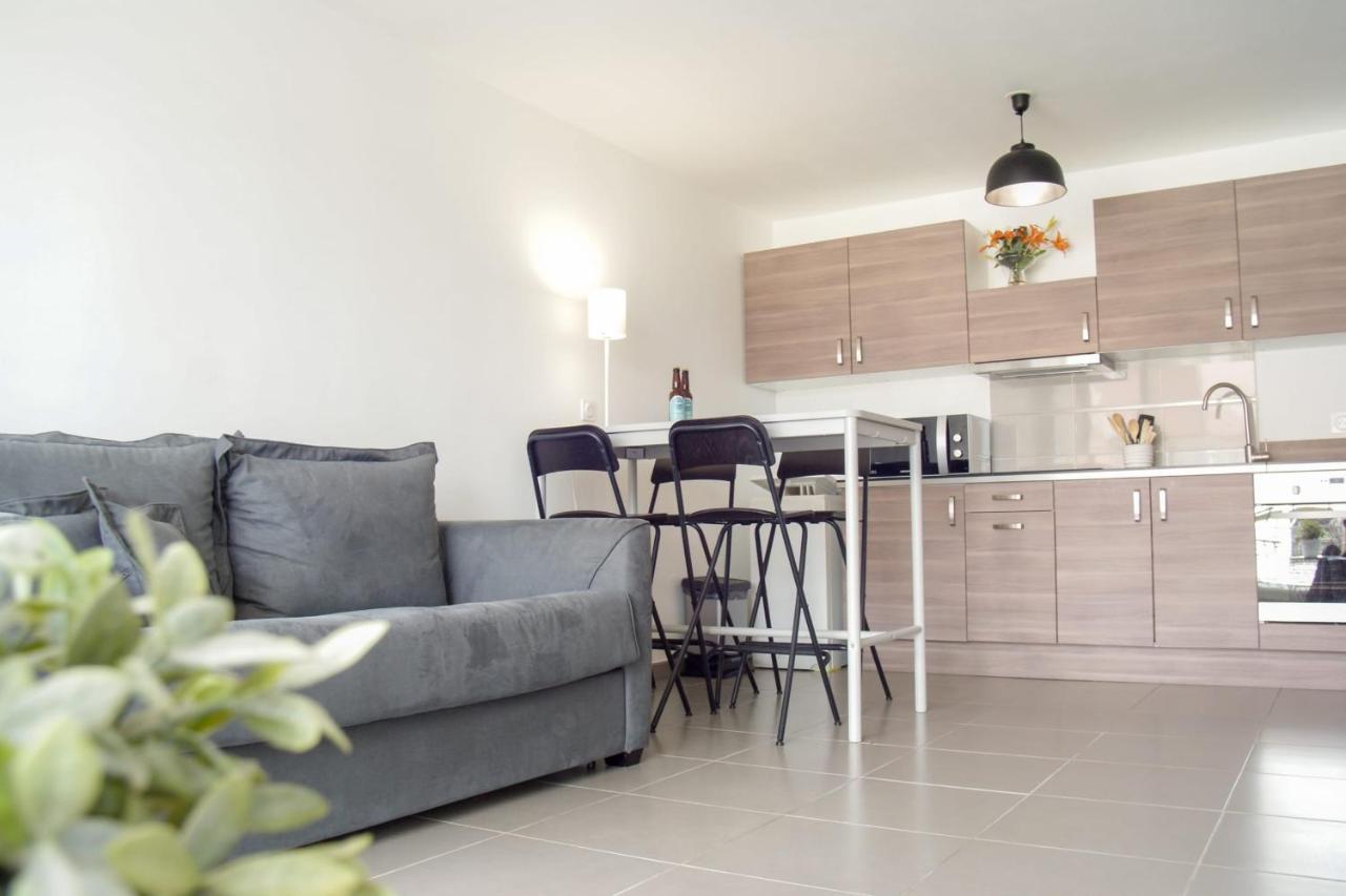 Appartement Camilia - T2 Balcon Garage En Centre D'annecy *