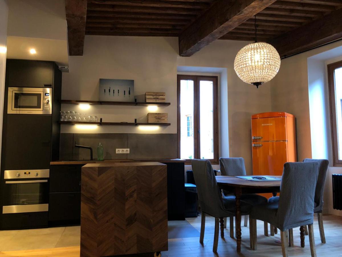 De Chiara A * Annecy