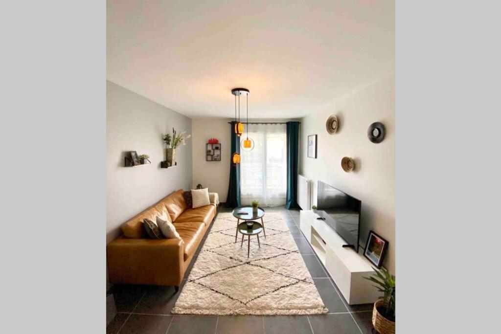 Le Continental Beau T2 Plein Centre + Parking * Annecy