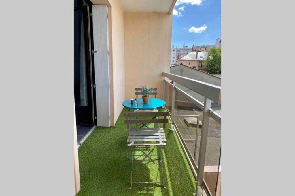 Le Continental Beau T2 Plein Centre + Parking Appartement