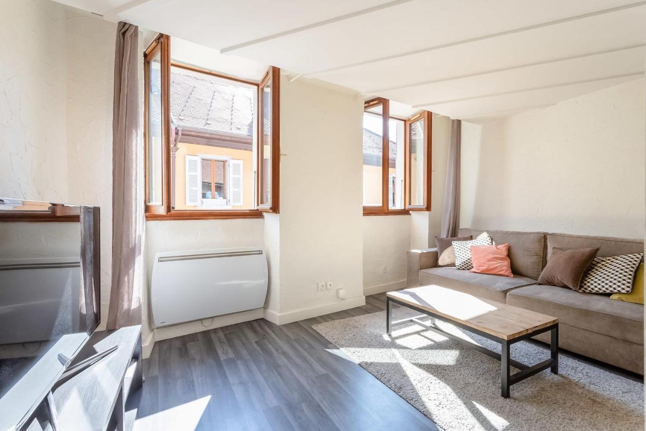 Le Saint Jean - Rue Carnot Pour 2 - 4 Pers Apartment