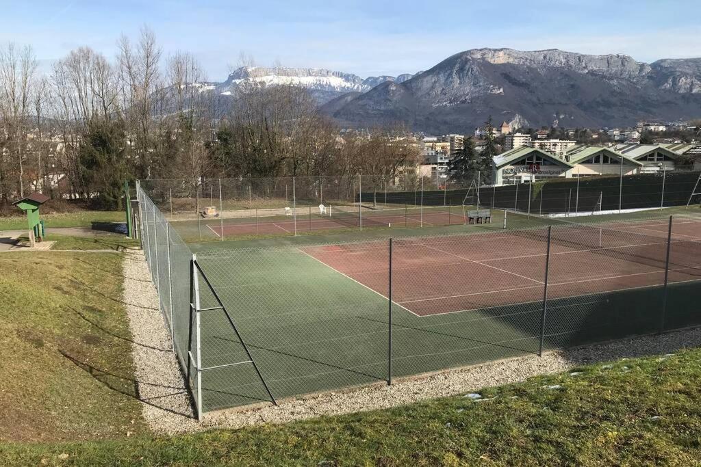 Le Bois - Calme, Verdure, Terrains De Tennis Annecy