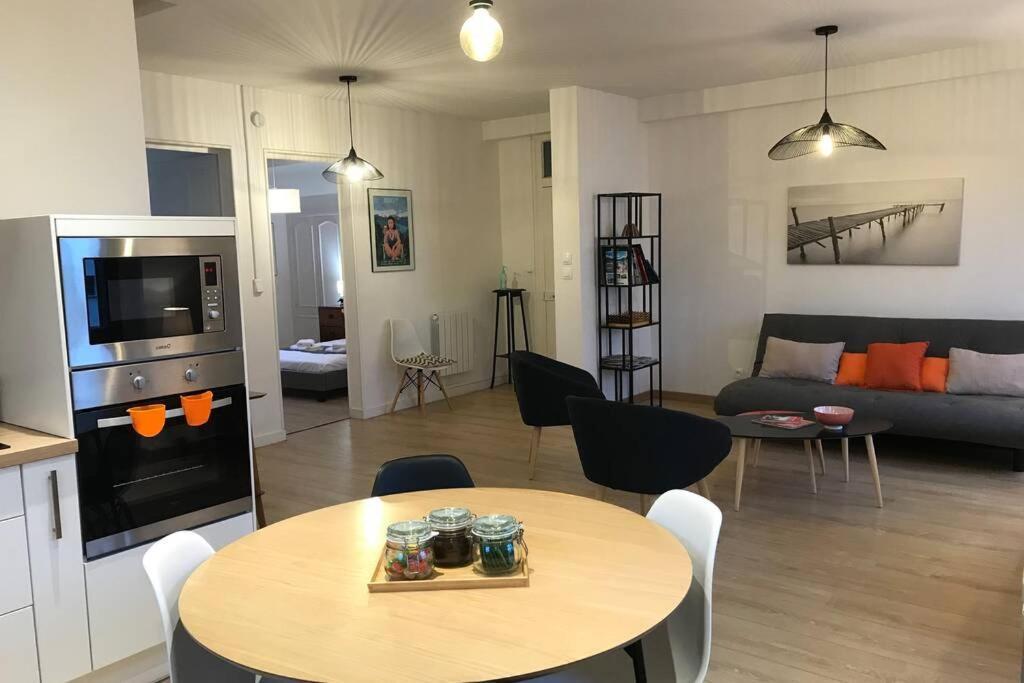 Le Coteau - Centre Ville, Jardin & Parking! Apartment