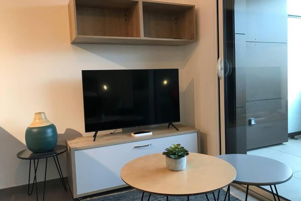 L'echappee Belle - Charme, Parking & Proche Apartment Annecy