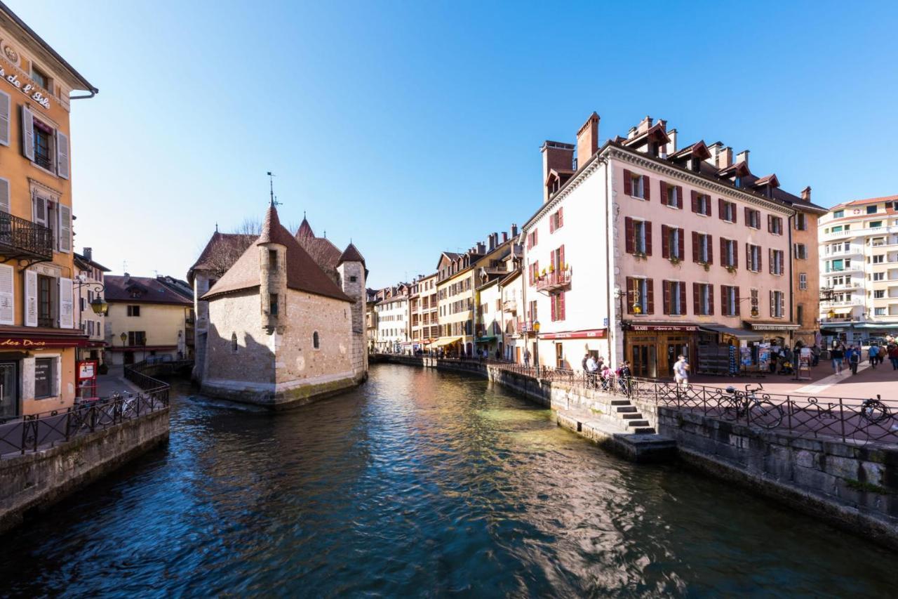 The Attic - Ideally Located In The Old Town Annecy