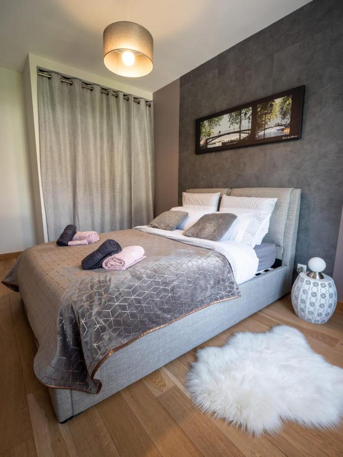 Apartment La Dalbigny - T2 Classe 3 Etoiles 100 M Du Parking *
