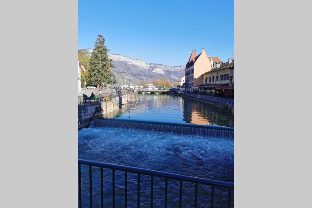 Annecy; A 2 Pas Du Centre; Raclette; Joli Balcon; Cosy *