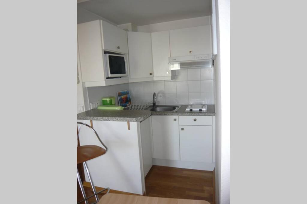 Apartment Studio Meuble Idealement Situe *