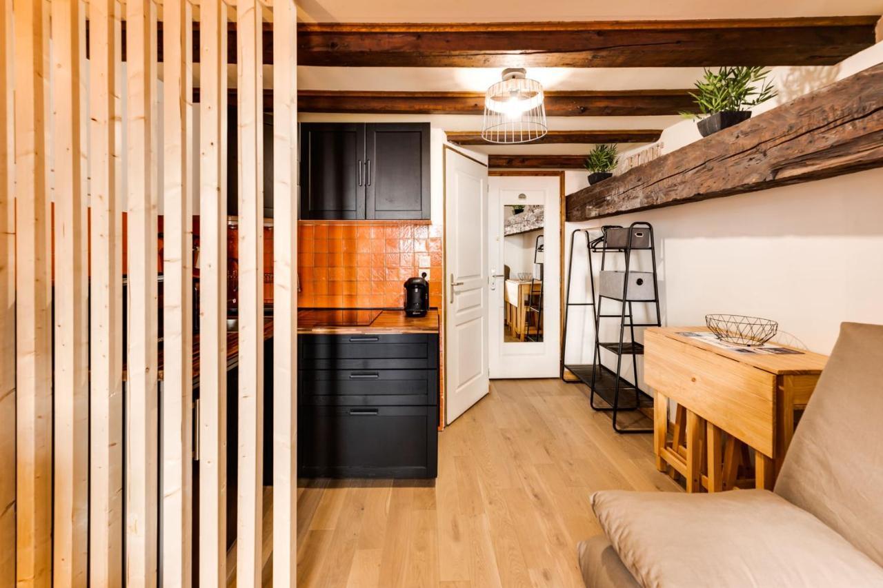 Apartment Le Cocooning - Small Of 20 Square Meter In The Heart Of