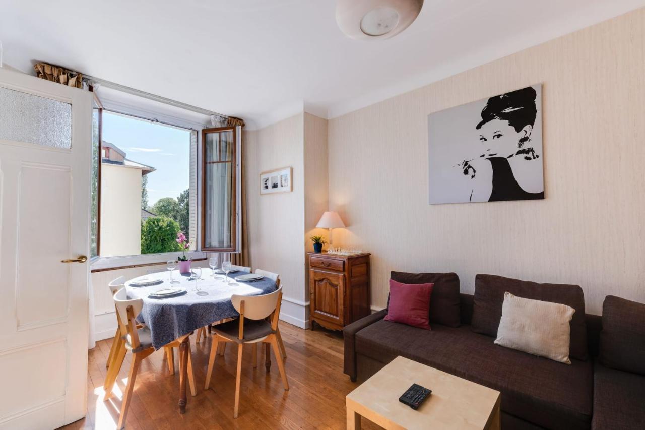 Triangle D'or - 3 Bedroom Apartment *