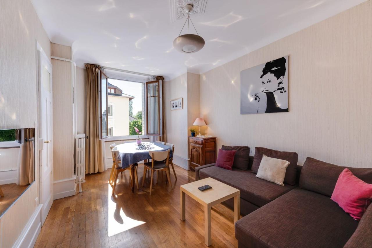 Triangle D'or - 3 Bedroom Apartment *