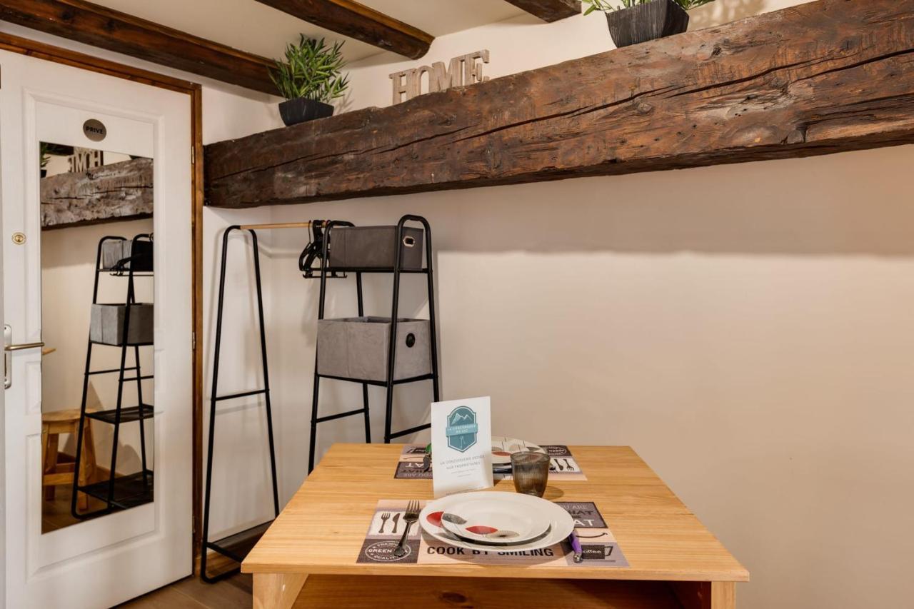 Apartment Le Cocooning - Small Of 20 Square Meter In The Heart Of *