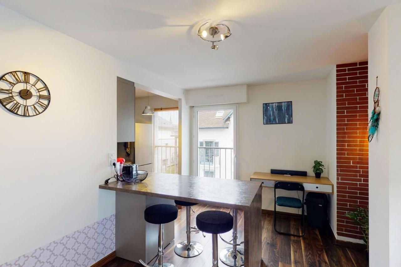 Le Berthollet 9 - Renovated 1 Bedroom 2 Steps - Center Annecy