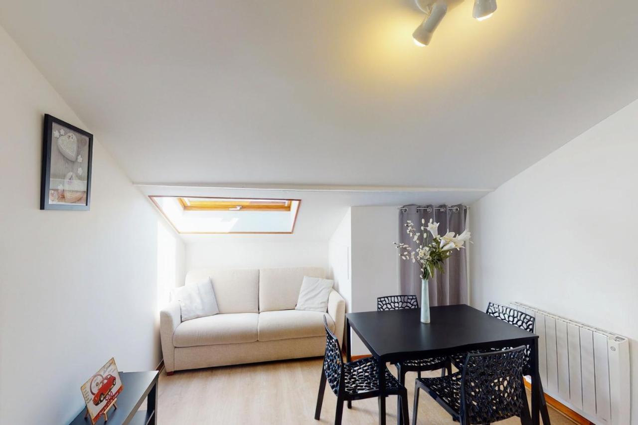 With 2 Bedrooms For 4 People In Annecy-le-vieux * Annecy