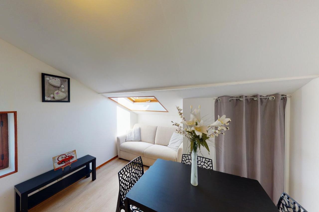 With 2 Bedrooms For 4 People In Annecy-le-vieux Apartment *