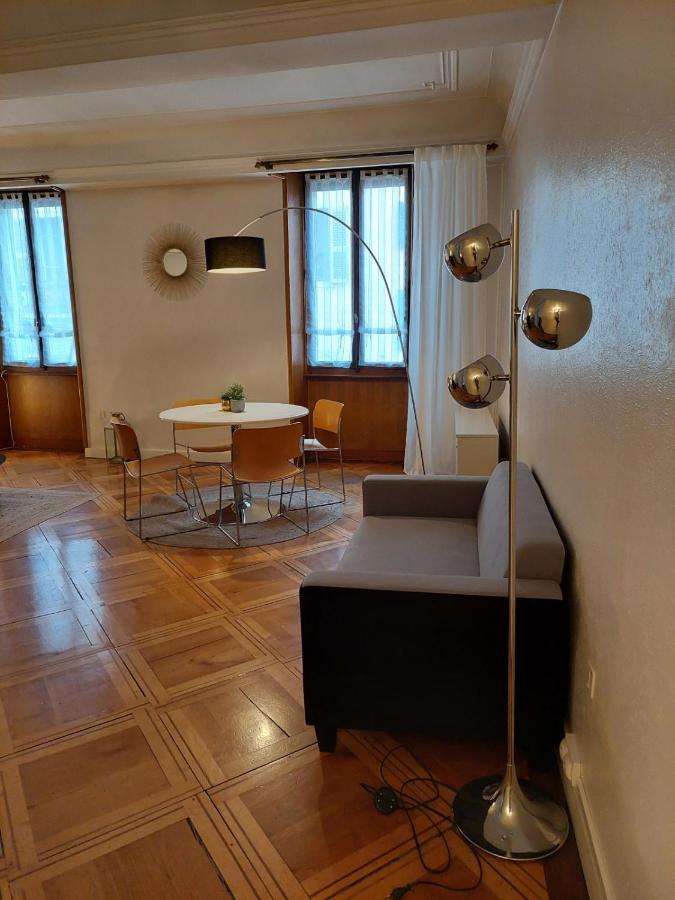 Le Vintage - En Plein Coeur De La Vieille Apartment Annecy