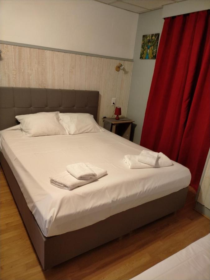 Hotel De Savoie